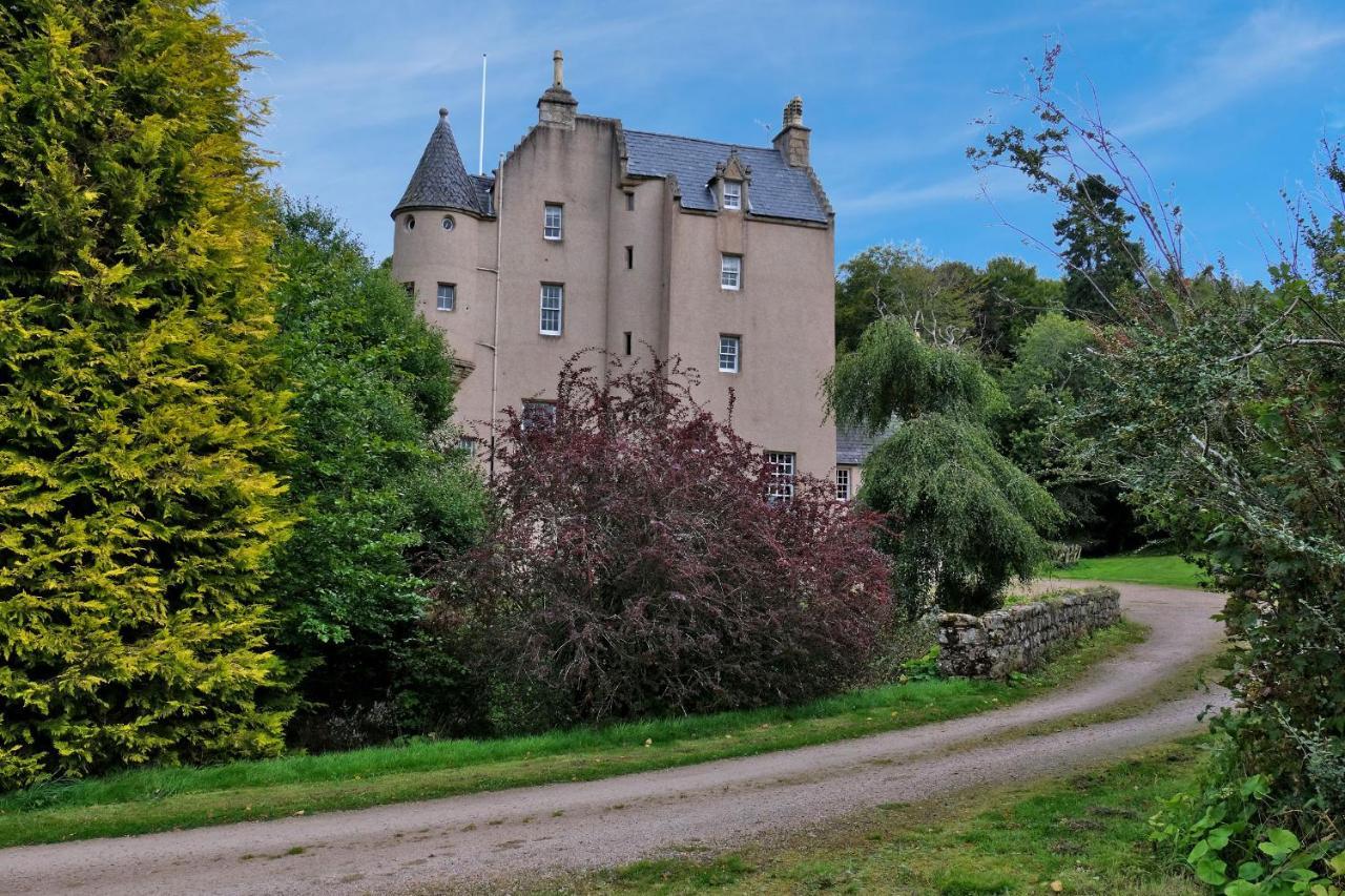 Villa Lickleyhead Castle à Insch Extérieur photo